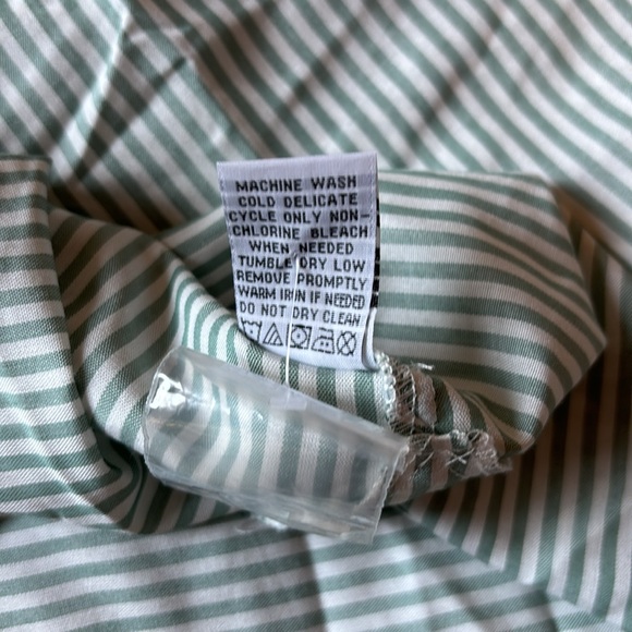 NWT Velvet Heart women’s green & white Elisa Striped Roll Sleeve Shirt size 1X - Picture 8 of 8